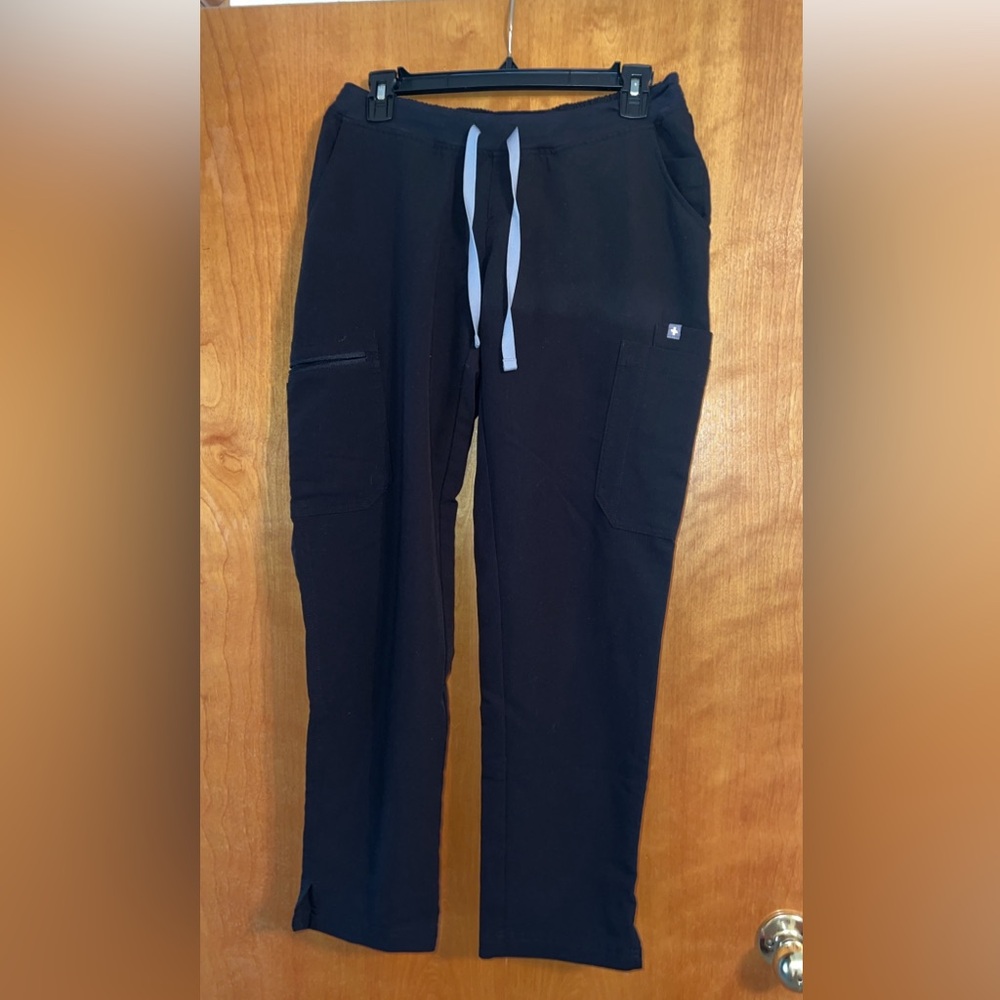 Size small black figs maternity scrub pants